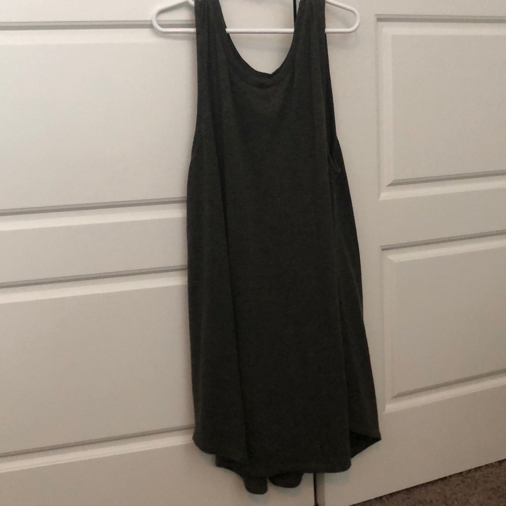 Old Navy tank
